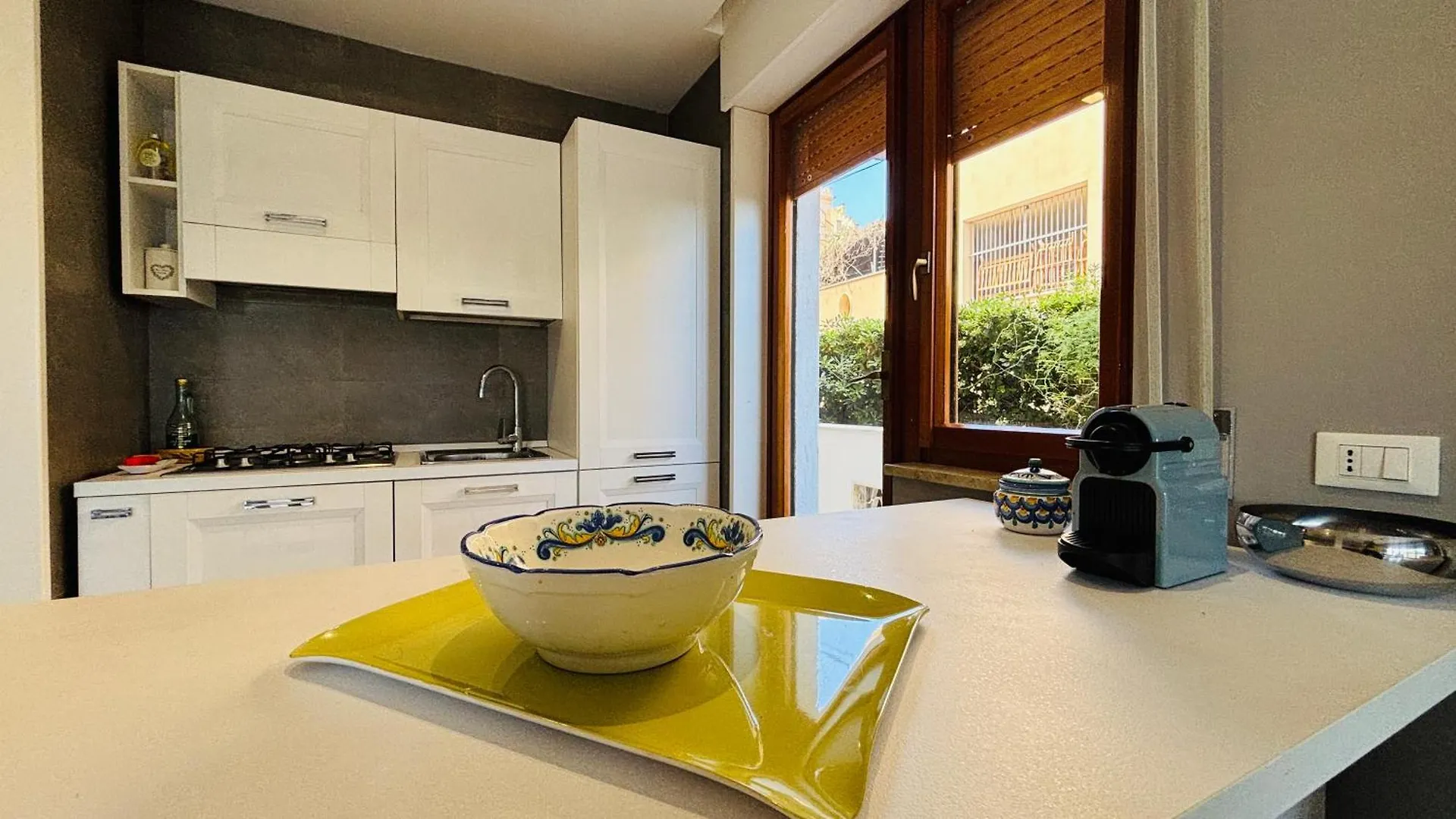 Villa Emilia Mondello Appartamento Vita Alba Con Vista Sul Mare 0*,